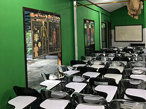 チューリップスパスクールの教室の中