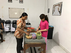 バリ島の授業の様子 6